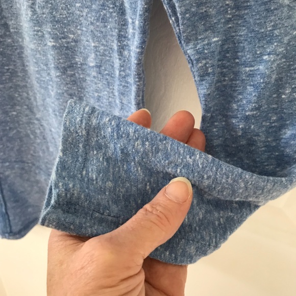 Old Navy long sleeve blue flecked relaxed Tee in Girls Size 8 (Big Kids) - Picture 8 of 14